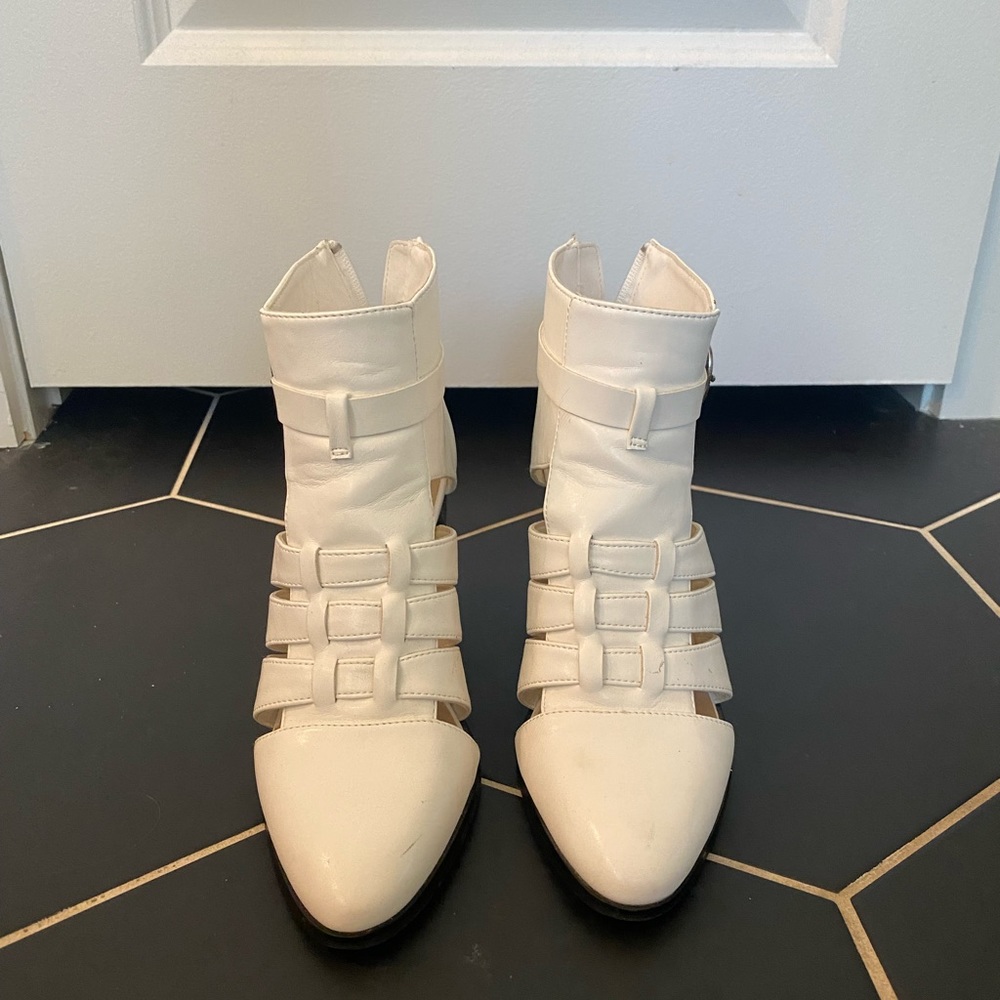 White ankle booties - Picture 3 of 4